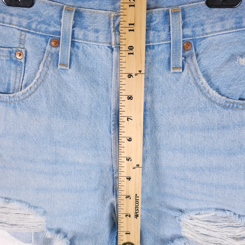 Levi's 501 Distressed Jean Shorts 100% Women 31